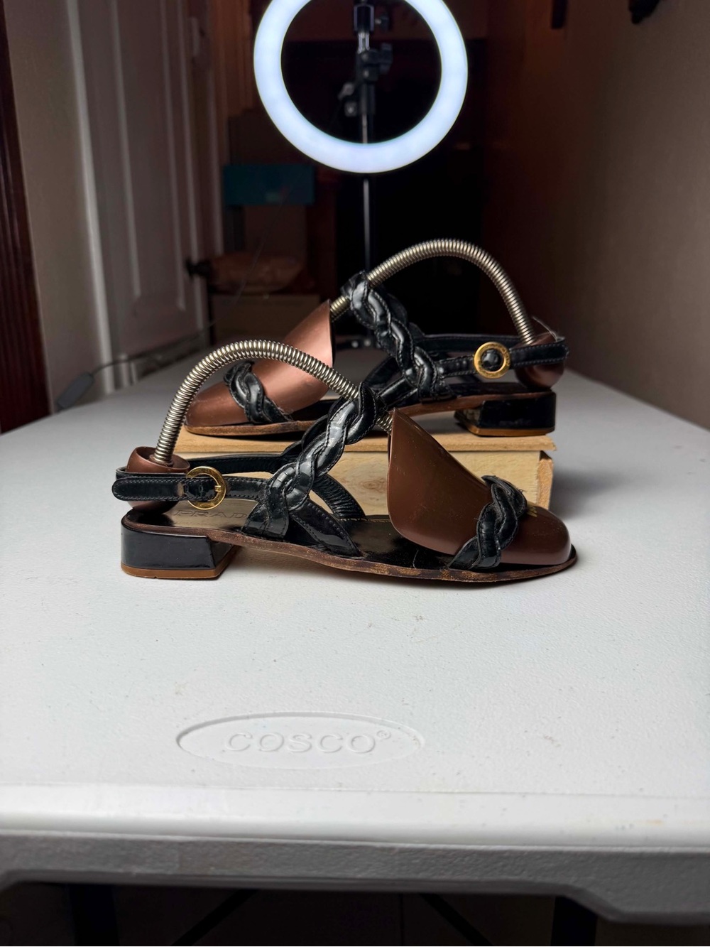 Pre-Owned Prada Black Size 37.5 / US 7.5 Slingback Sandals